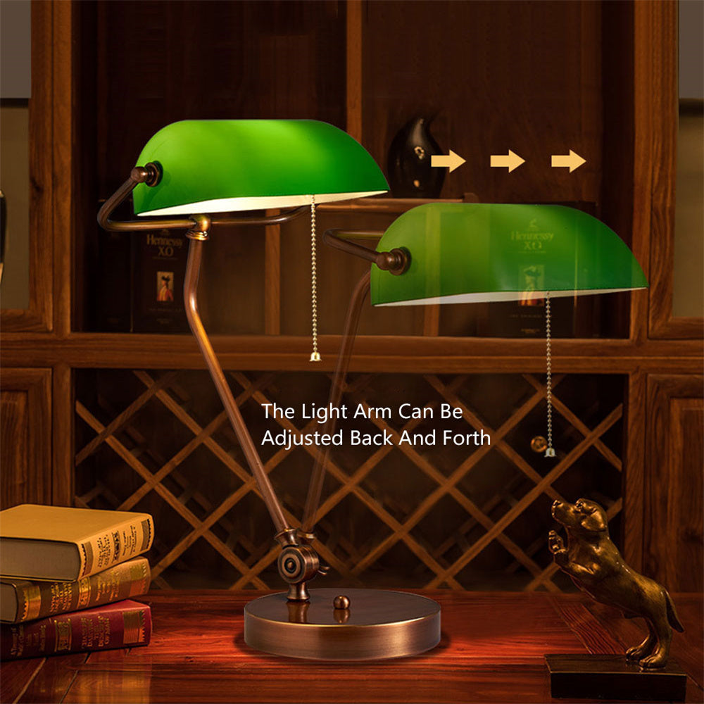 European Style Old Shanghai Green Glass Desk Lamp Retro Nostalgic Bank Desk Lamp for Home Decor